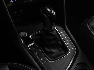 Внедорожник Volkswagen Tiguan 2021 года, 3499000 рублей, Тюмень