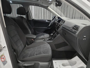 Внедорожник Volkswagen Tiguan 2017 года, 2199000 рублей, Красноярск