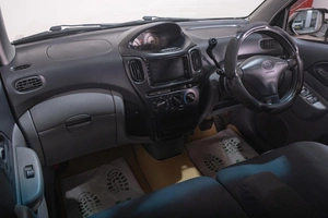 Минивэн Toyota Funcargo 2001 года, 449000 рублей, Томск