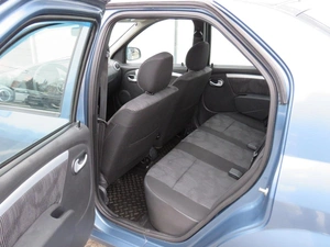 Седан Renault Logan 2010 года, 700000 рублей, Брянск