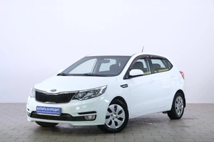 Хетчбэк Kia Rio 2015 года, 1159000 рублей, Омск