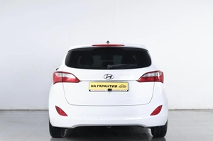 Универсал Hyundai i30 2016 года, 1189000 рублей, Челябинск