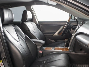 Седан Toyota Camry 2010 года, 990000 рублей, Омск