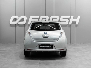 Хетчбэк Nissan Leaf 2011 года, 599000 рублей, Тюмень