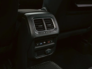 Внедорожник Volkswagen Tiguan 2017 года, 2698000 рублей, Краснодар