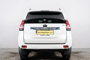 Внедорожник Toyota Land Cruiser Prado 2018 года, 4549000 рублей, Красноярск