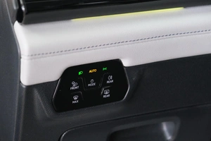 Внедорожник Volkswagen Teramont 2023 года, 5599000 рублей, Омск