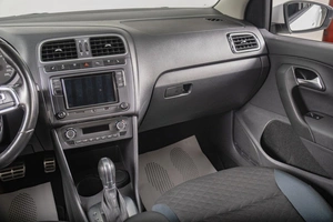Седан Volkswagen Polo 2019 года, 1249000 рублей, Томск