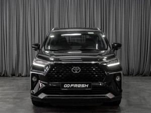Минивэн Toyota Veloz 2023 года, 4249000 рублей, Тюмень