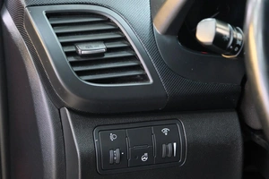 Хетчбэк Hyundai Solaris 2015 года, 949000 рублей, Омск