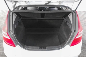 Хетчбэк Hyundai i30 2009 года, 749000 рублей, Кемерово