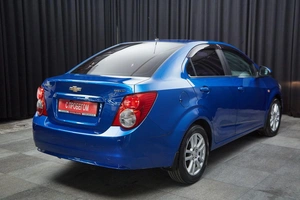Седан Chevrolet Aveo 2013 года, 749000 рублей, Красноярск