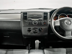 Седан Nissan Tiida 2006 года, 540000 рублей, Красноярск