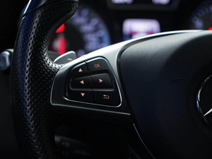Седан Mercedes-benz CLA-класс 2015 года, 2149077 рублей, Москва
