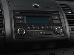 Хетчбэк Nissan Note 2012 года, 810000 рублей, Омск