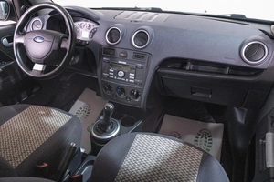 Хетчбэк Ford Fusion 2008 года, 549000 рублей, Томск