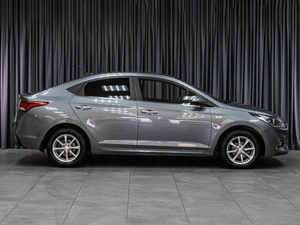 Седан Hyundai Solaris 2018 года, 1499000 рублей, Тюмень