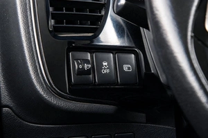 Внедорожник Mitsubishi Outlander 2017 года, 2389000 рублей, Челябинск