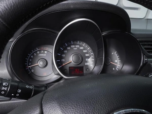 Седан Kia Rio 2012 года, 780000 рублей, Ростов-на-Дону