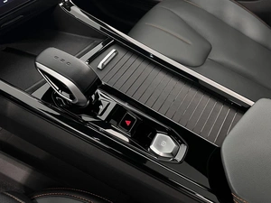 Внедорожник Geely Atlas 2024 года, 2339900 рублей, Казань