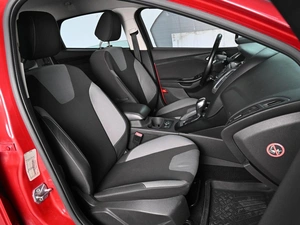Хетчбэк Ford Focus 2013 года, 945000 рублей, Ростов-на-Дону