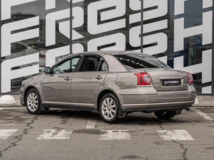 Седан Toyota Avensis 2006 года, 777000 рублей, Краснодар
