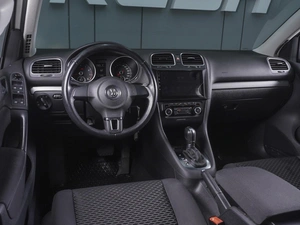 Хетчбэк Volkswagen Golf 2011 года, 1180000 рублей, Ростов-на-Дону