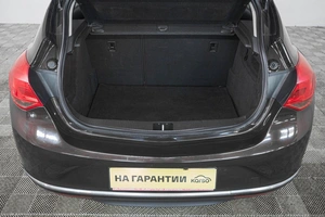 Хетчбэк Opel Astra 2013 года, 869000 рублей, Кемерово