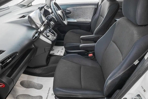 Минивэн Toyota Wish 2010 года, 1239000 рублей, Барнаул