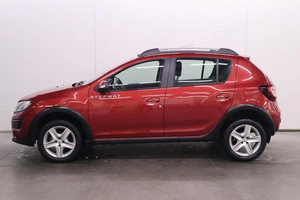 Хэтчбек Renault Sandero 2017 года, 1030000 рублей, Брянск