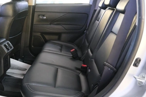 Внедорожник Mitsubishi Outlander 2018 года, 2349000 рублей, Омск