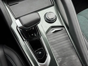 Внедорожник Geely Monjaro 2022 года, 3296000 рублей, Ижевск