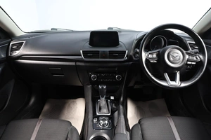 Хетчбэк Mazda Axela 2017 года, 1499000 рублей, Новосибирск