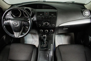 Хетчбэк Mazda 3 2013 года, 1049000 рублей, Сургут