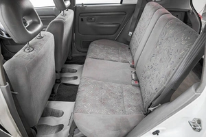 Хетчбэк Mazda Demio 2001 года, 249000 рублей, Барнаул