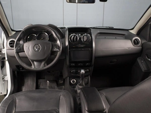 Внедорожник Renault Duster 2018 года, 1130000 рублей, Омск