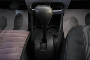 Седан Renault Logan 2012 года, 569000 рублей, Омск