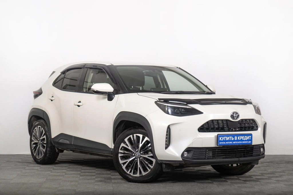 Внедорожник Toyota Yaris Cross 2021 года, 1849000 рублей, Томск