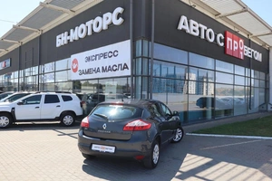 Хэтчбек Renault Megane 2012 года, 900000 рублей, Мирное
