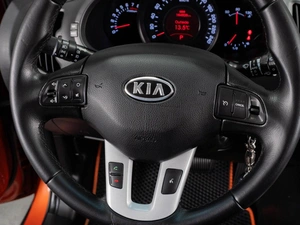 Внедорожник Kia Sportage 2011 года, 1380000 рублей, Тюмень