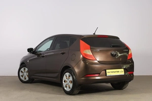 Хетчбэк Hyundai Solaris 2015 года, 959000 рублей, Новосибирск