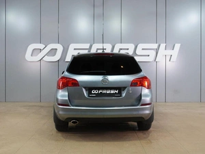 Универсал Opel Astra 2011 года, 899000 рублей, Воронеж