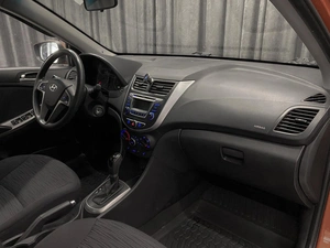 Седан Hyundai Solaris 2015 года, 899000 рублей, Красноярск