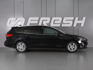 Универсал Ford Focus 2019 года, 1298000 рублей, Красный Пахарь