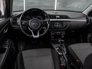 Хетчбэк Kia Rio X-Line 2018 года, 1325000 рублей, Краснодар