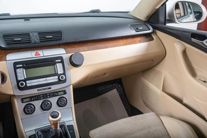 Седан Volkswagen Passat 2006 года, 739000 рублей, Томск