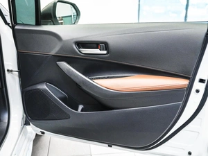 Хетчбэк Toyota Corolla 2019 года, 1519000 рублей, Красноярск
