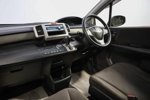 Минивэн Honda Freed 2012 года, 1169000 рублей, Новосибирск