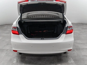 Седан Toyota Camry 2015 года, 2075000 рублей, Красноярск