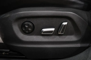 Внедорожник Volkswagen Tiguan 2012 года, 1539000 рублей, Новокузнецк